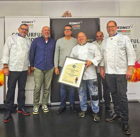 Bild rechts nach Links: Jürgen Hühner, Marcus Hohenkamp, Thilo Hanke, Peter Fischer, Sven Butzen, Michael Haupt